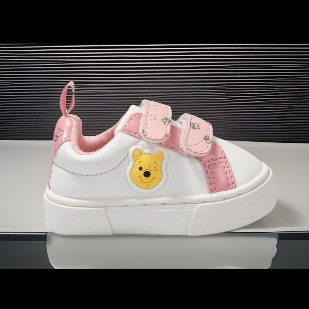 Disney Winnie the Pooh W/Pink & White Design Baby Girl Sneaker Foam Cushioning